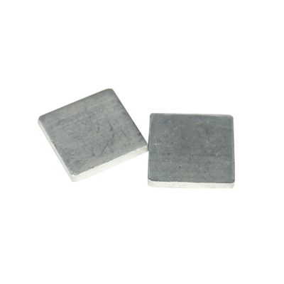 990,5% di Slugs di alluminio puro per tubi contenitori bottiglie Durezza personalizzata 3-10 mm